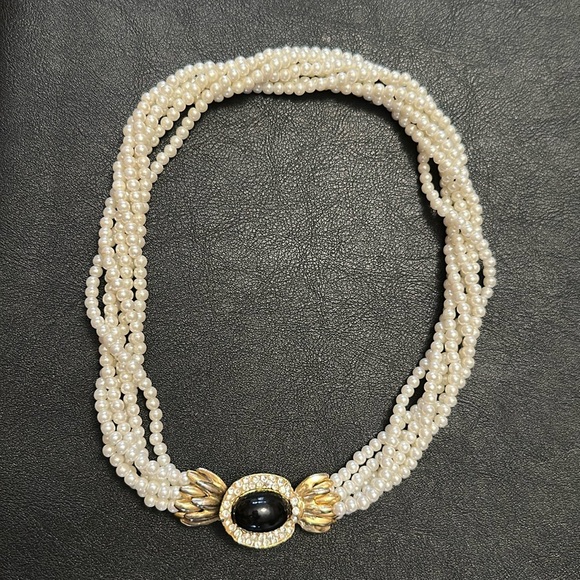 Korea Multiple Strand Faux Pearls W/ Black Glass & Rhinestone Clasp VTG Necklace - Picture 1 of 16